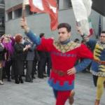 sbandieratori apertura ospedale di Branca